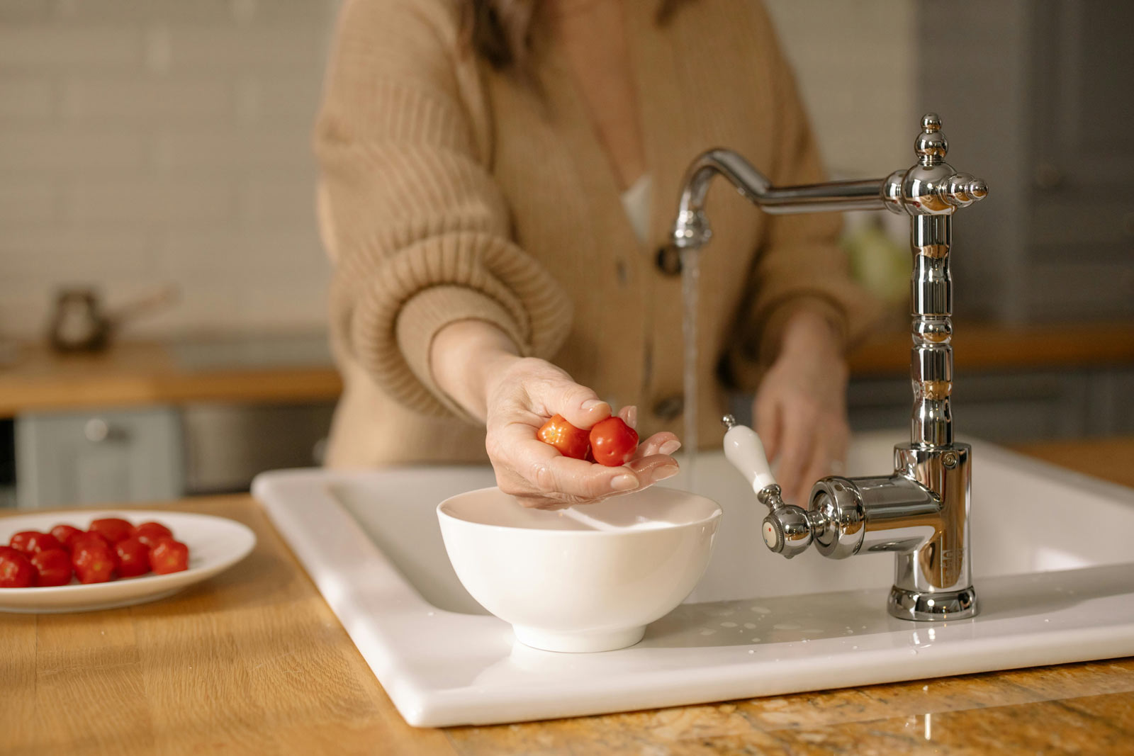 Faucet Care Guide: Keep Your Kitchen's Heart Beating Longer